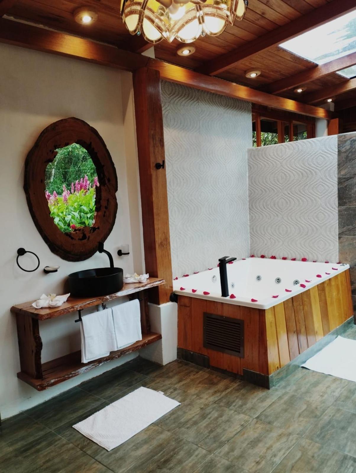 Saguamby Mindo Lodge Dış mekan fotoğraf