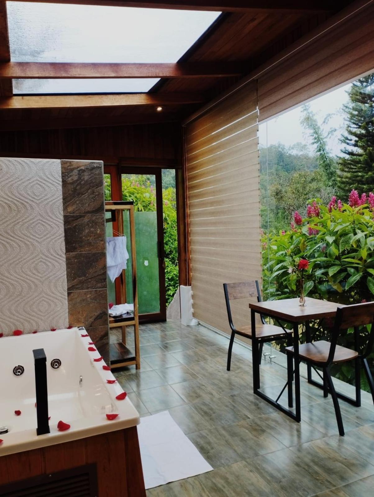 Saguamby Mindo Lodge Dış mekan fotoğraf